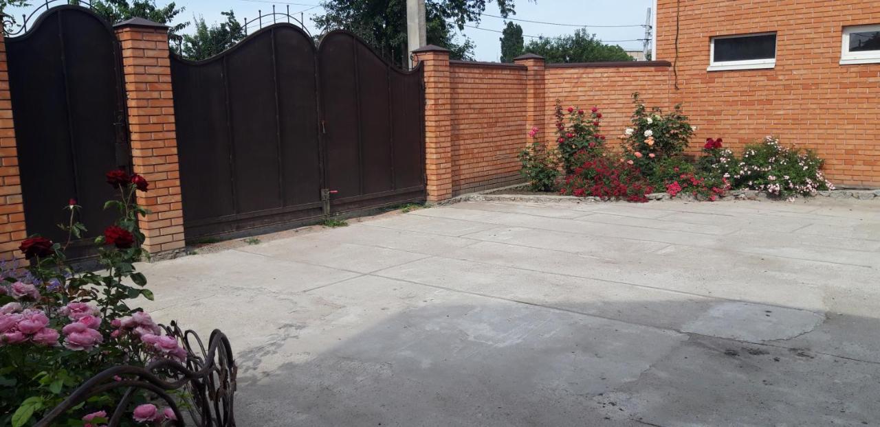 Квартира-Студия В Г. Кропивницком Kirovograd Dış mekan fotoğraf